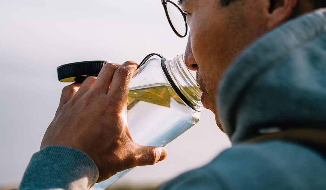 Tap water may be better than mineral water when taking pills, according to recent research