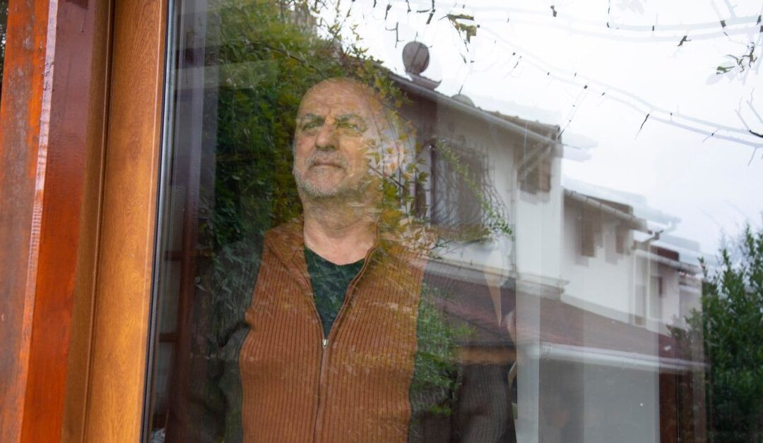 New study maps how 12 modifiable dementia risks differ around the world