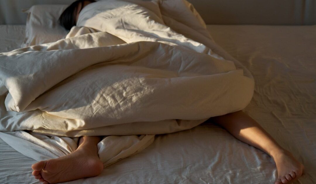 Missing just over 1 hour of sleep each night may lead to weight gain